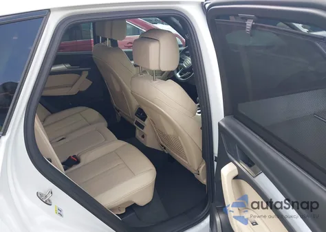 2024 Audi Q5 Prestige 45 Tfsi S Line Quattro S Tronic z USA, uszkodzony, nr VIN WA1FAAFY1R2025351